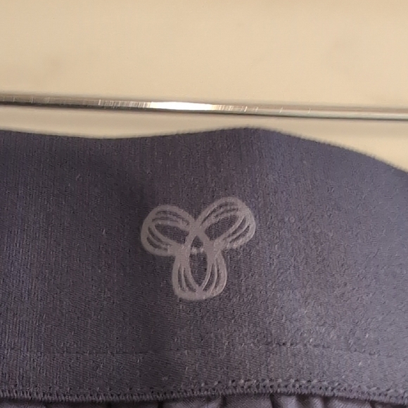 Aritzia TnaMOVE™ Tennis Pro Mini Skirt - Picture 7 of 8